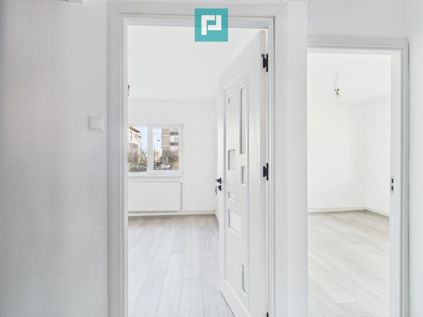 Ap. 4 camere, bloc anvelopat, 2 băi Freidorf - Poză 17