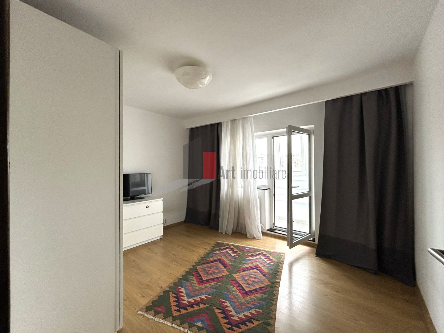 Apartament spatios 2 camere | zona Timpuri Noi - Poză 9