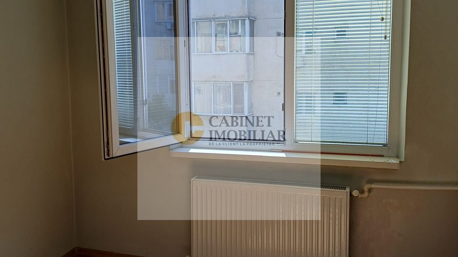 2 Camere - 50MP | Decomandat | 1983 | 5/8 | M Crangasi la 10 minute - Poză 4
