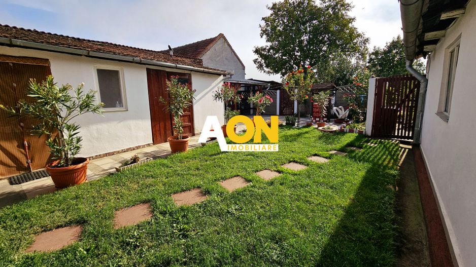 Casa 3 camere, 890 mp teren, mobilata, utilata, Barabant - Poză 6