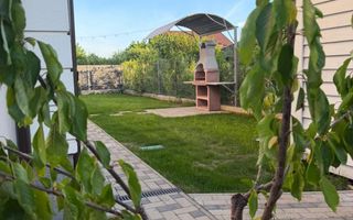 Vilă individuală de închiriat, zona Primăria Miroslava, 4 camere, 130 mp utili, 400 mp teren - Poză 2