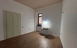 Apartament 3 camere | Zona ultracentrală | 80 mp - Poză 15