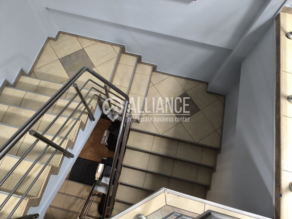 BALADA NEJ(COD03)-Etaj in cladire de birouri si parcare! - Poză 38