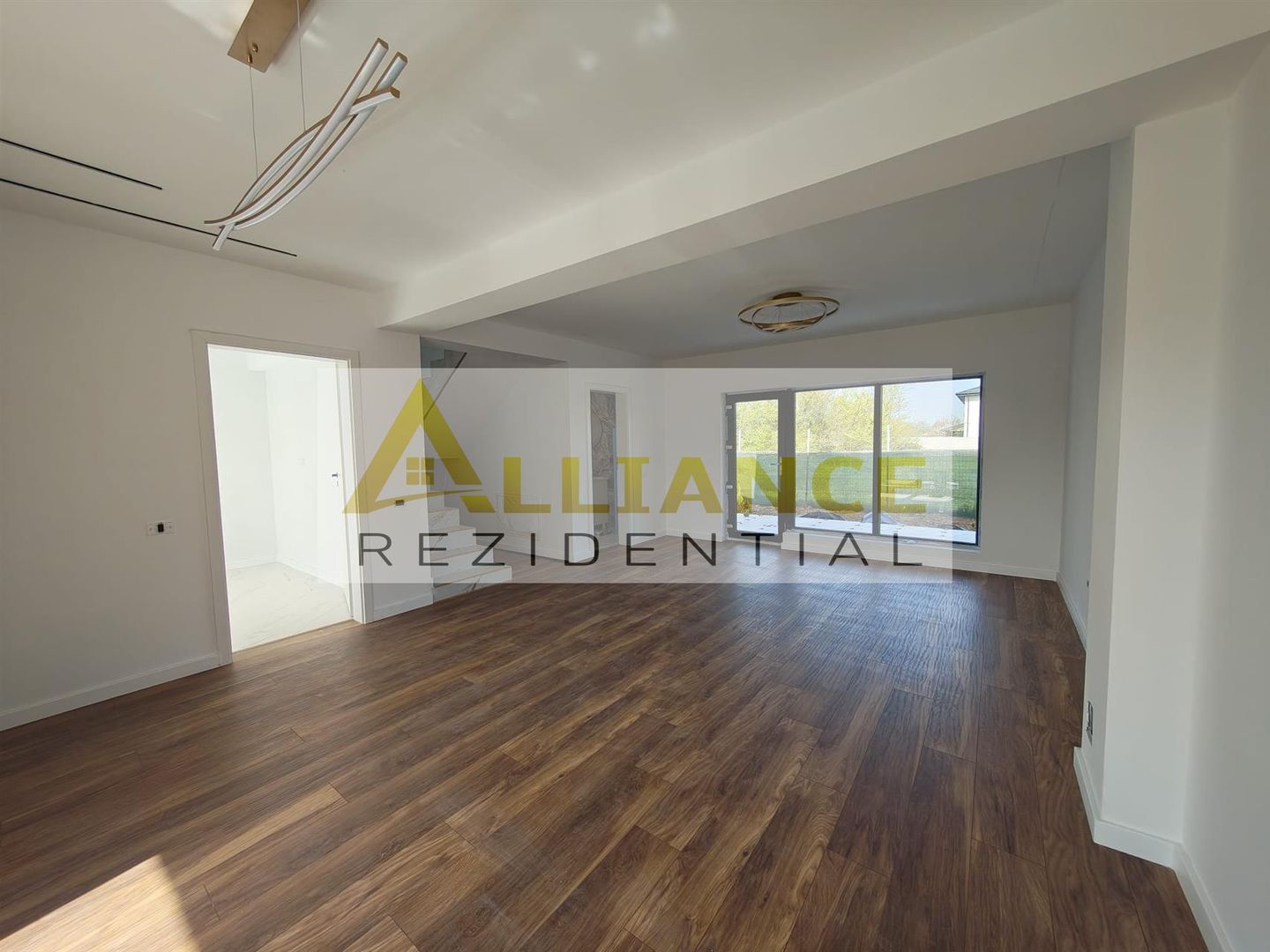 Casa complex rezidențial | 4 dormitoare | Teren 340 mp - Poză 4