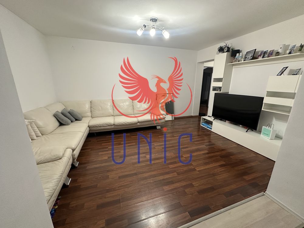 2 camere decomandate,  etaj 3, Rovine - 110 000 euro - Poză 1