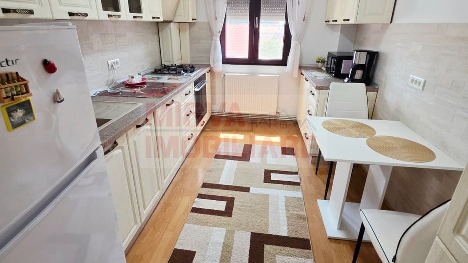 Apartament 2 camere | 9 Mai | Decomandat | Mobilat și utilat - Poză 12