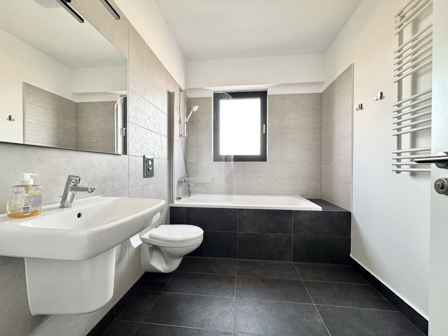 Apartament 2 camere,  prima închiriere, Complexul Studențesc -  Fabrik - Poză 23