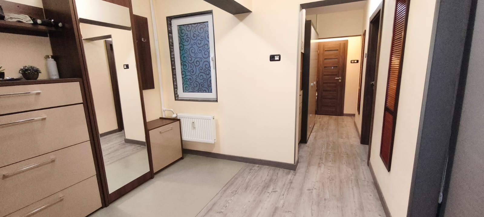 Apartament 3 camere de vanzare, Lacul Tei - Poză 3