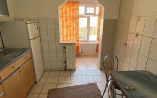 Apartament decomandat, 54 mp, etaj 2/4 – Zona M5, lângă Mall G-Plazza - Poză 3