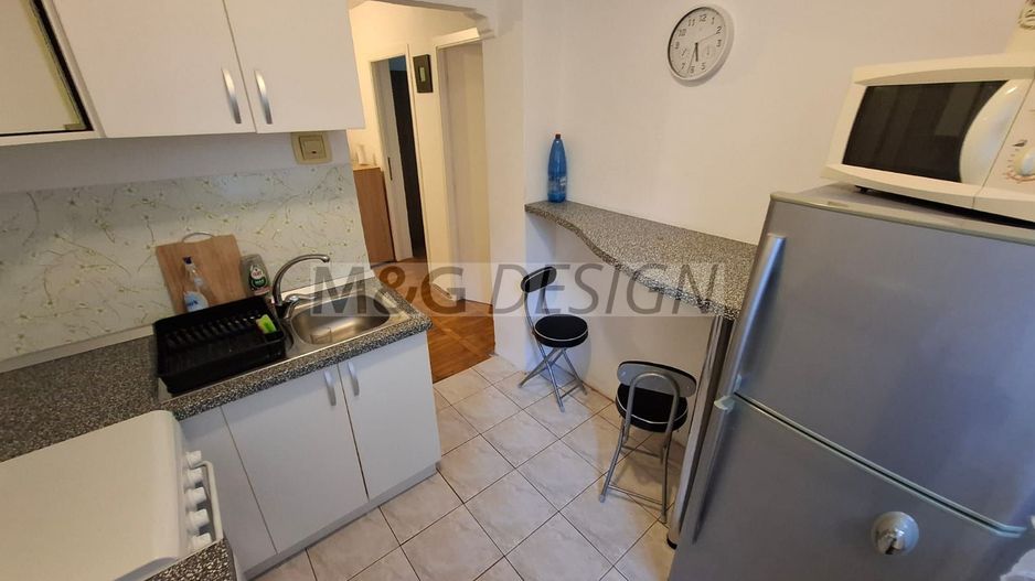 Semicentral, etaj 1, 2 camere decomandat, centrala, clima - Poză 14