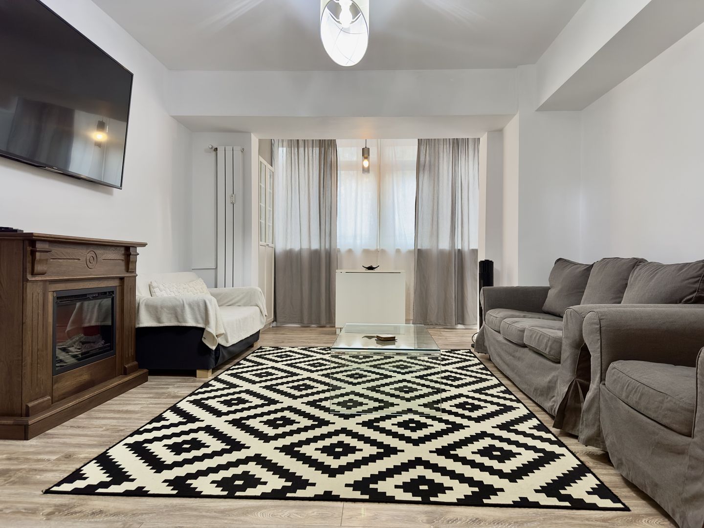 Apartament 3 camere | Iuliu Maniu 73 | bloc anvelopat - Poză 1