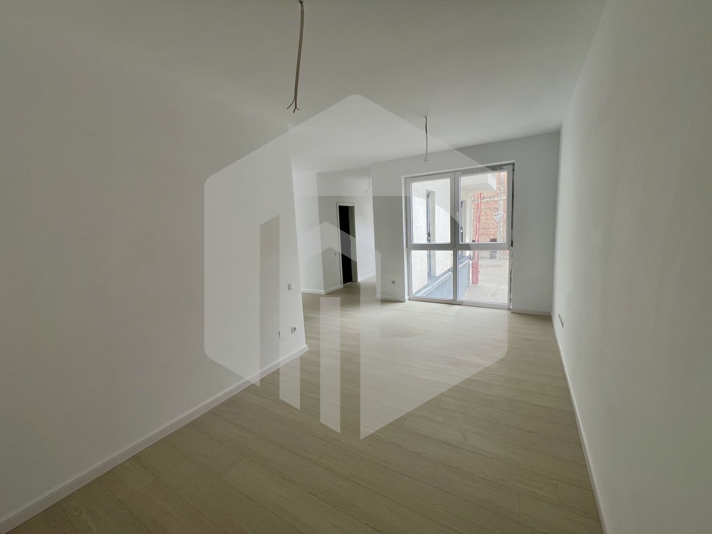 Apartament/ spatiu comercial in zona Kogalniceanu- Parter- La cheie - Poză 19