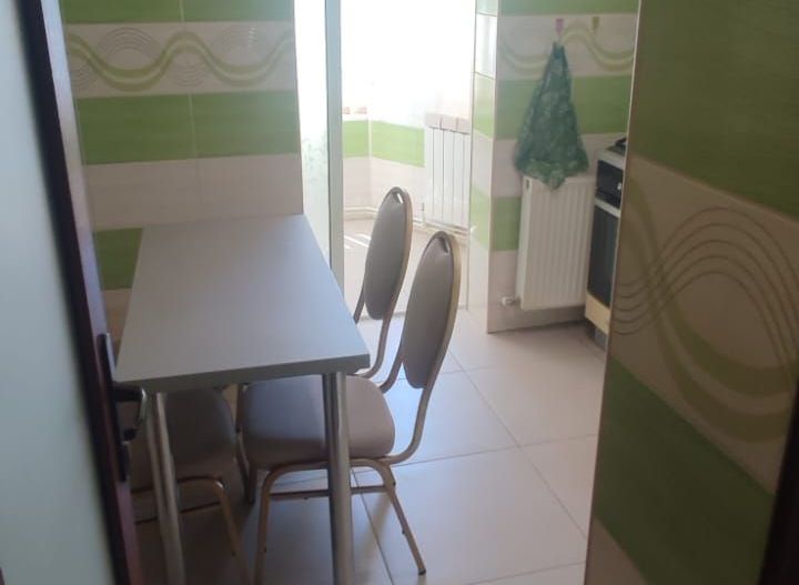 Vanzare apartament 3 camere Mazepa, etaj 8/10, 80 mp - Poză 4
