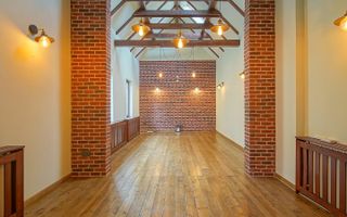 Casa de vanzare in centrul Brasovului - curte privata si pivnita - Poză 4