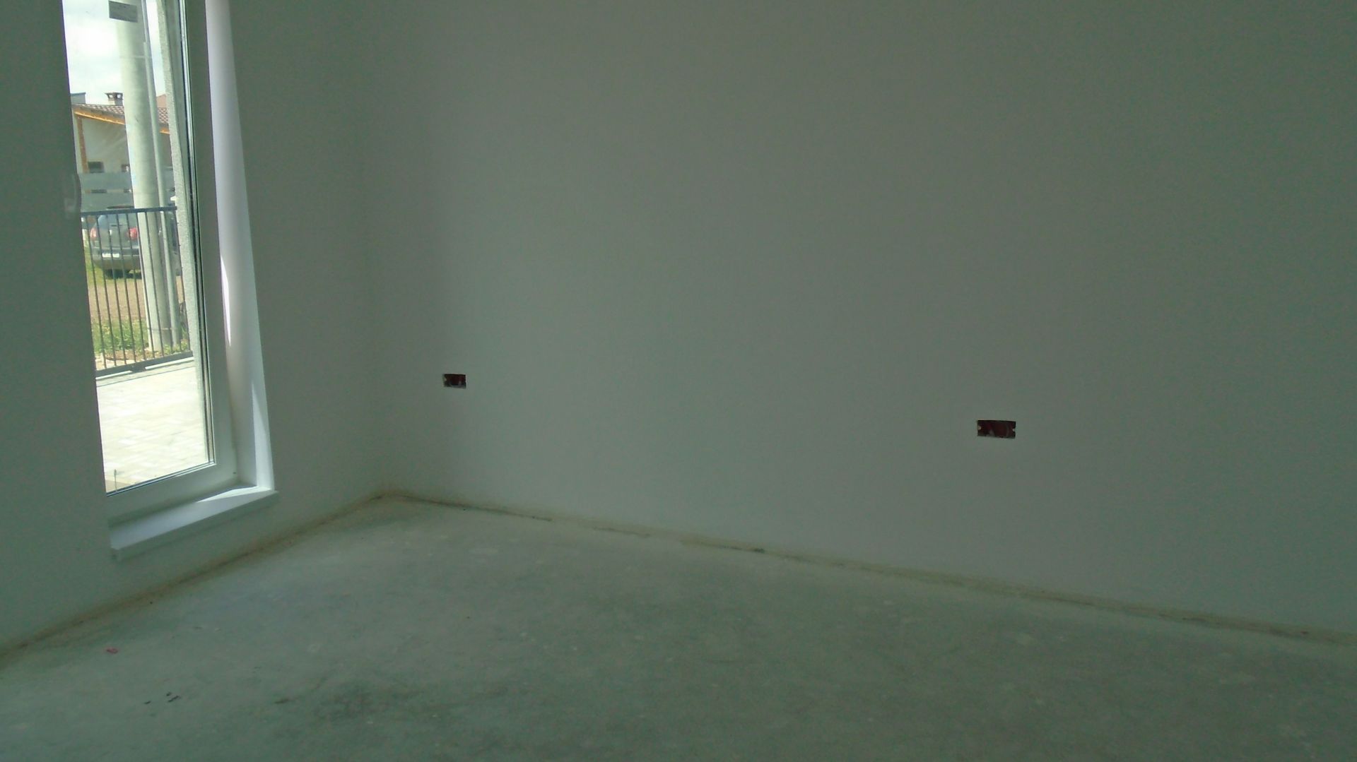 Sanandrei, Duplex pe PArter , 3 Dormitoare, 2 bai, Dresing, Perete Dublu - Poză 9