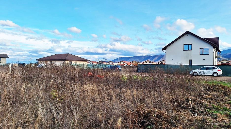 Vând teren comuna Cristian jud Brașov 714 metri patrați preț 78.000 E - Poză 14