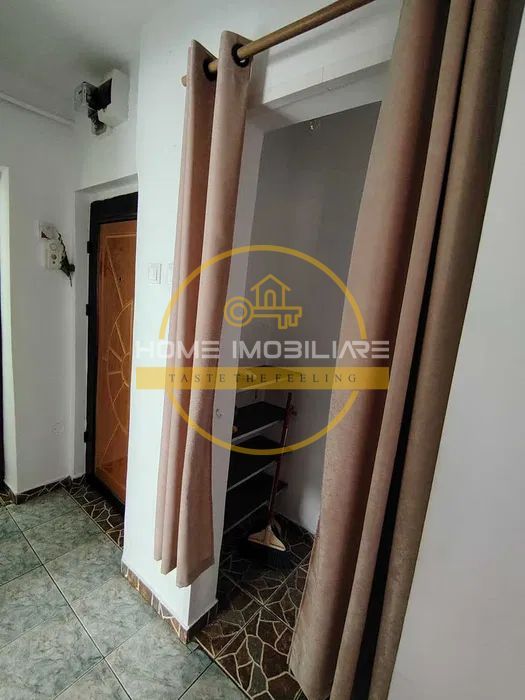 Apartament cu 3 camere de inchiriat / Etajul 2 / zona Podu Ros - Poză 3