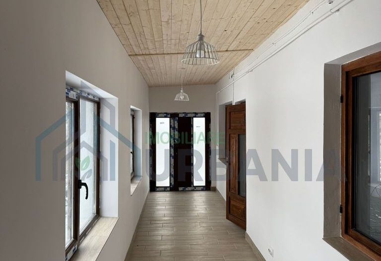 Casă - Iași, com. Holboca – la 10–15 minute de centrul orașului - Poză 4