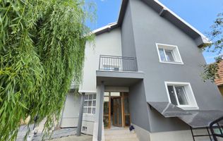 Apartament tip duplex, D+P, 5 camere, la cheie, 450 mp teren, Barabant