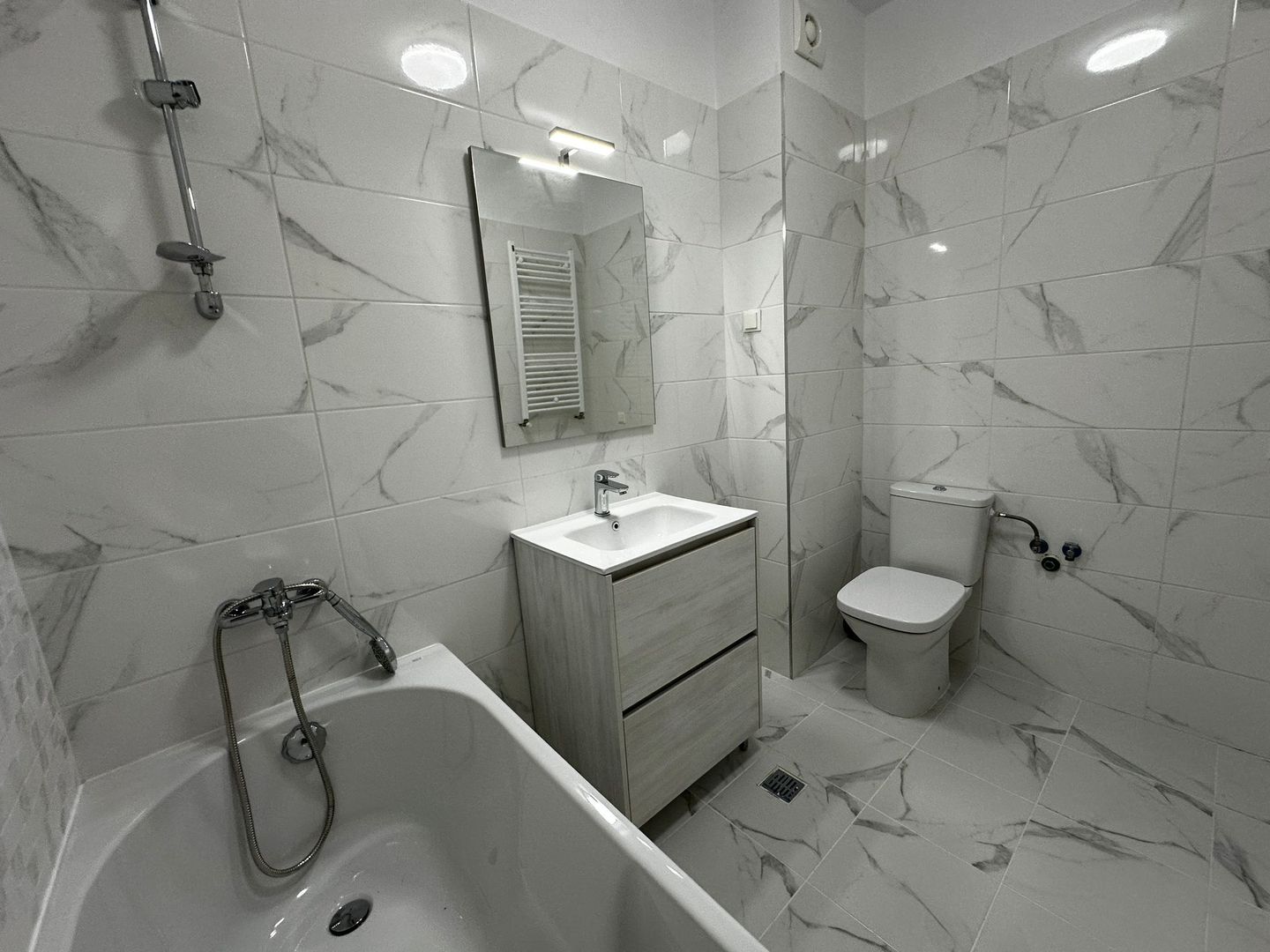 Apartament 2 camere | Ajustorului Park Residence | 400 € | Parcare inc - Poză 9