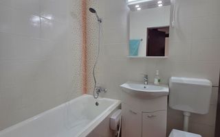 Renovat, 3 cam. dec. + parcare, la 10 min de metrou 1 Decembrie 1918 - Poză 2