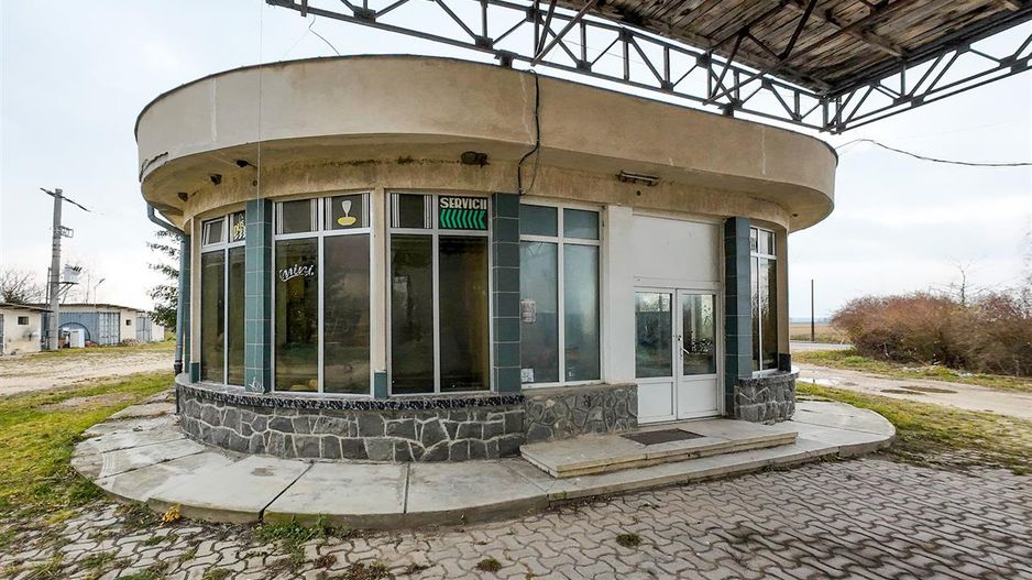 Potential Imobiliar remarcabil, recomandat domeniului Petrolier & HoReCa, DN11 - Poză 11