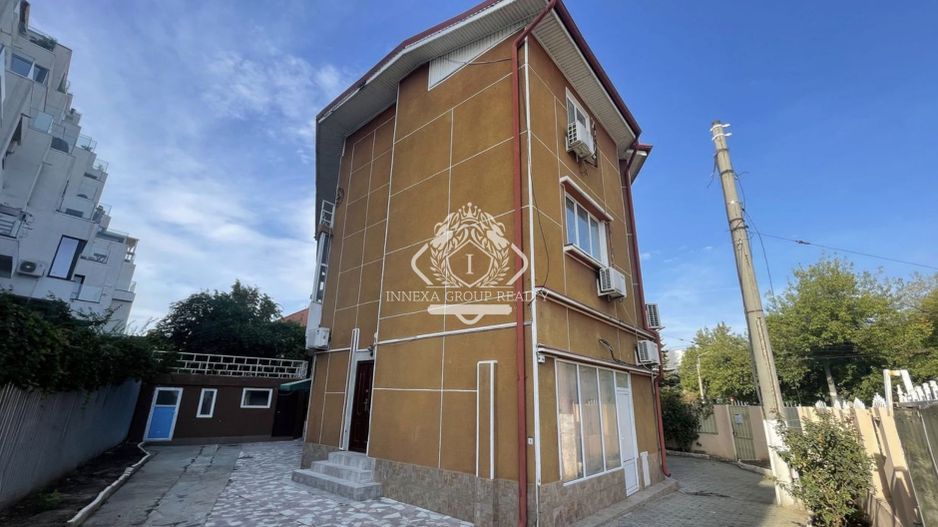 Vila  | Calea Călărași | 12 camere | Curte 450mp | Garaj dublu - Poză 2