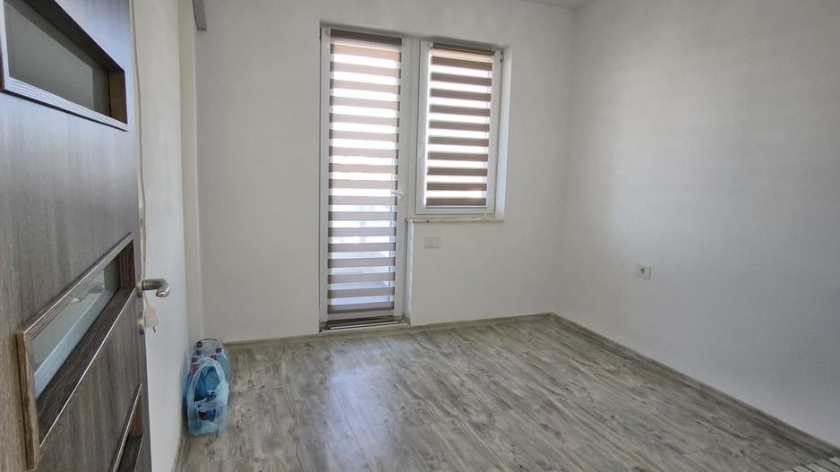 Vanzare | Apartament | 3 camere | Etaj 1 | langa Oradea | Santandrei - Poză 9