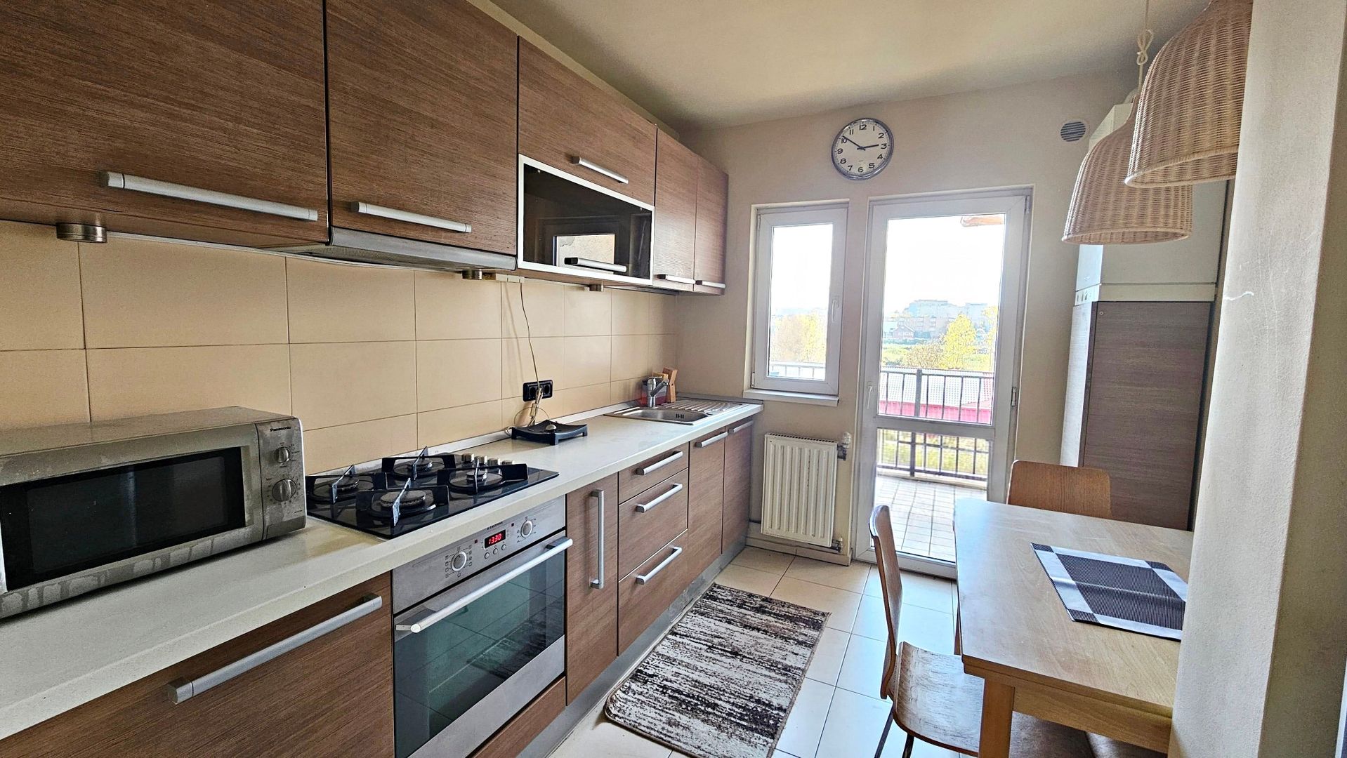 Central str Toamnei- CEC Brasov,3camere mobilat - Poză 3
