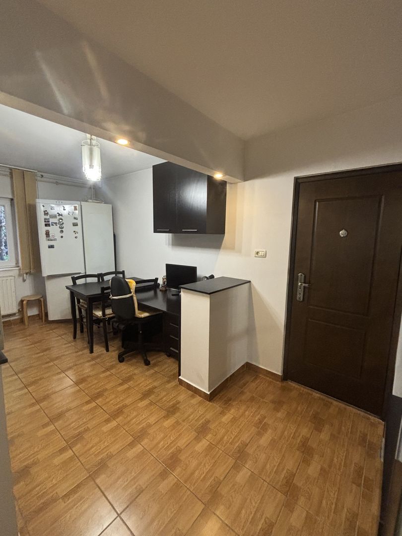 Apartament spatios in zona Sagului - Poză 15