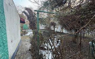 "Casa bunicii" pe un lot de teren de 307 mp - Poză 5