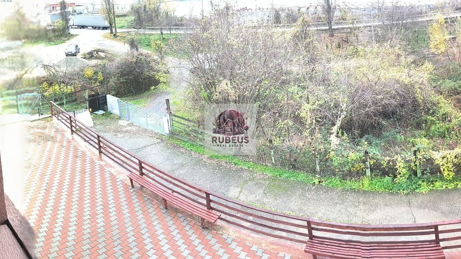 Proprietate langa Dunare – 3000 mp, priveliste si potential business - Poză 3