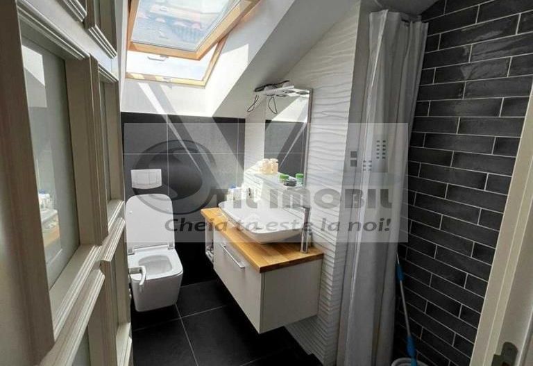 Apartament 3 camere decomandat mobilat Valea Lupului 85000 euro - Poză 1
