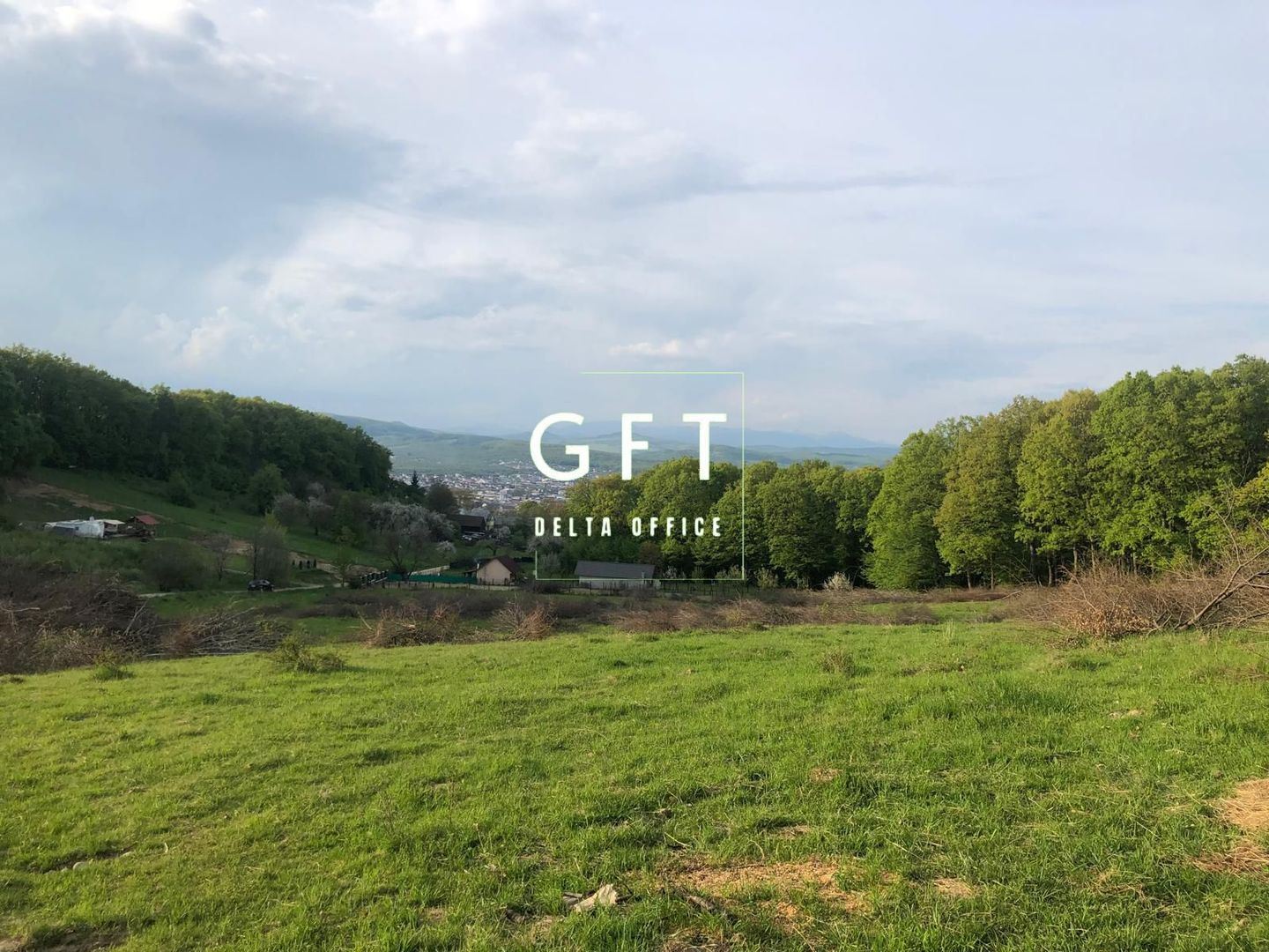 Teren 5-10 ari, Str.  Tabara-5-7 minute de centru!!! - Poză 2