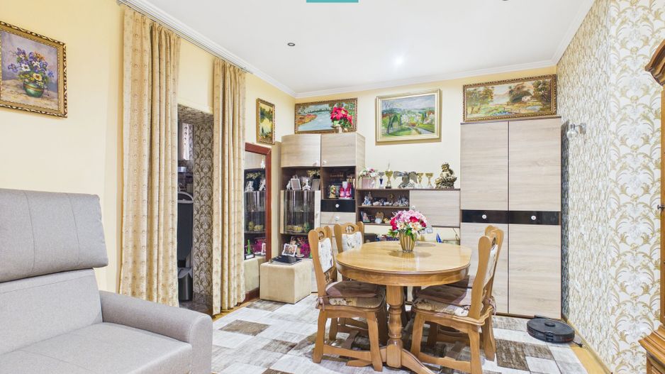 Apartament cu 2 camere pe Str.Episcopiei - Poză 8