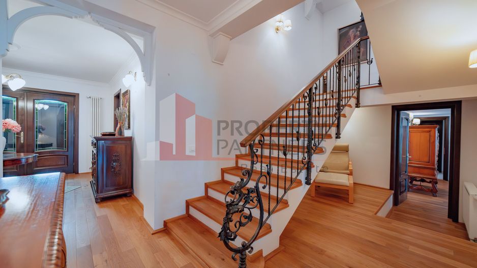 Proprietate de lux în Ghimbav, la doar 10 minute de Brașov - Poză 7