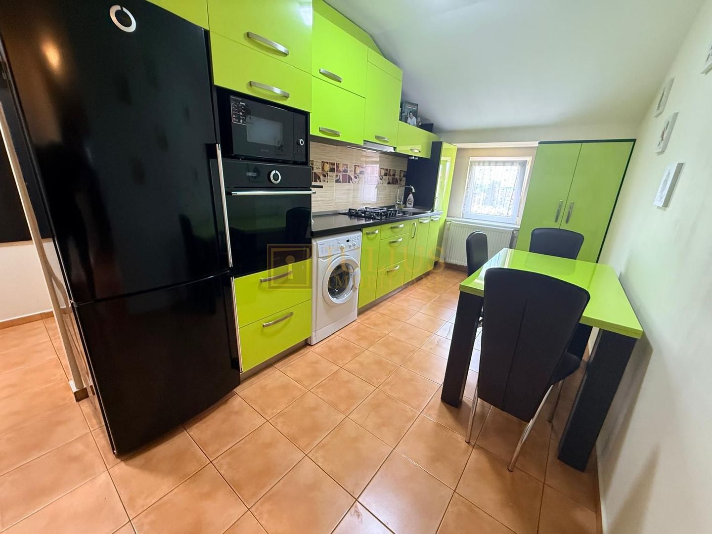 3 camere-2 dormitoare| mansarda spatioasa| centrala| balcon spatios| Sagului - Poză 12