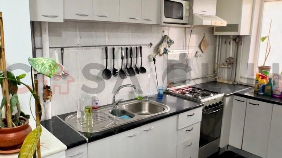 Apartament 3 Camere, Locuri Parcare! Oază Urbană la Doi Pași de Tot Ce Contează - Poză 2