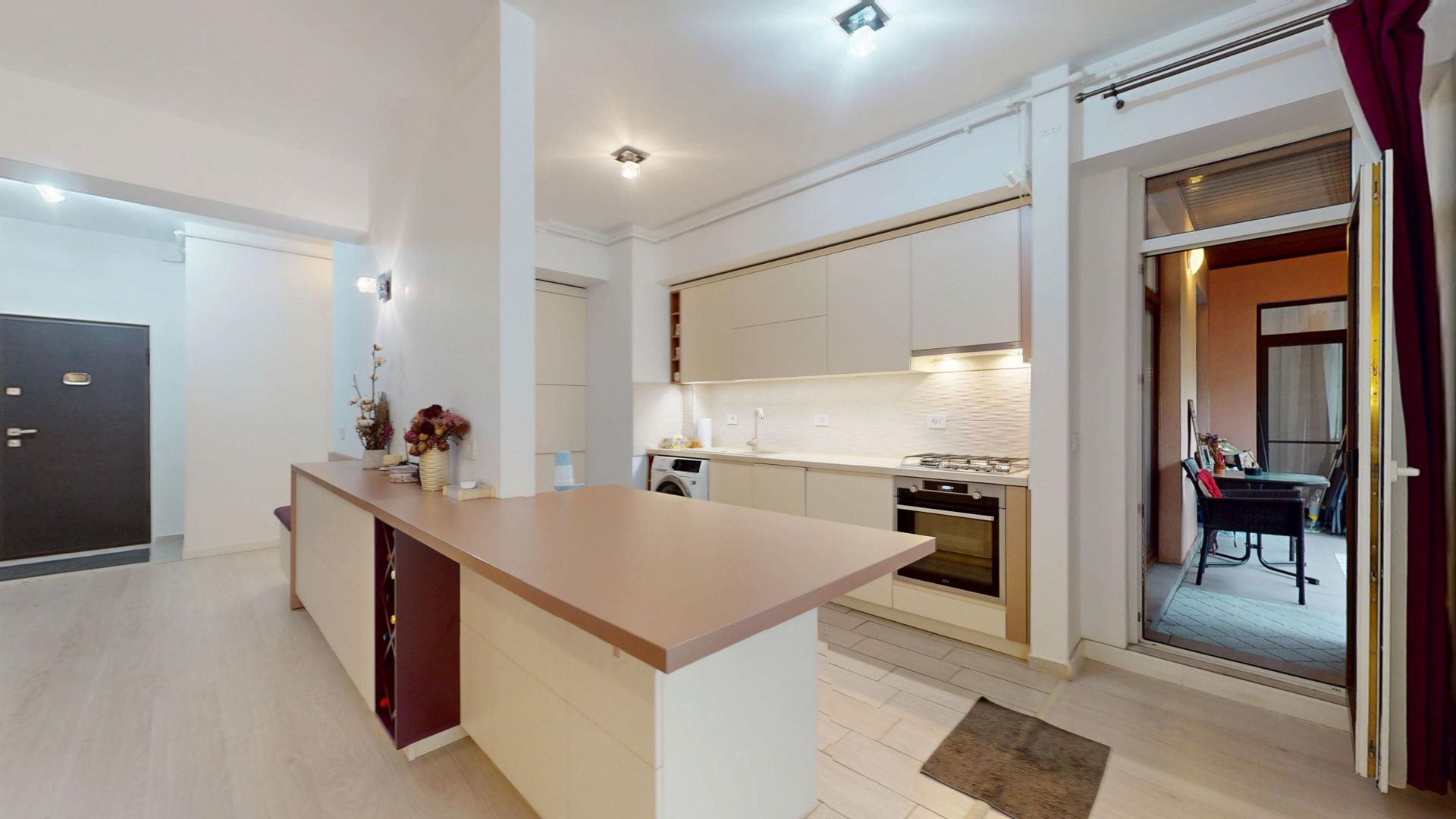 Apartament cu 4 camere de vânzare în Unirii, Bucuresti - Poză 11