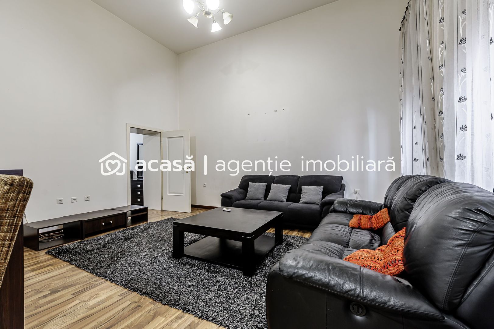 Apartament 2 camere - Etaj 1 - Palatul Neumann, Arad - COMISION 0 - Poză 3