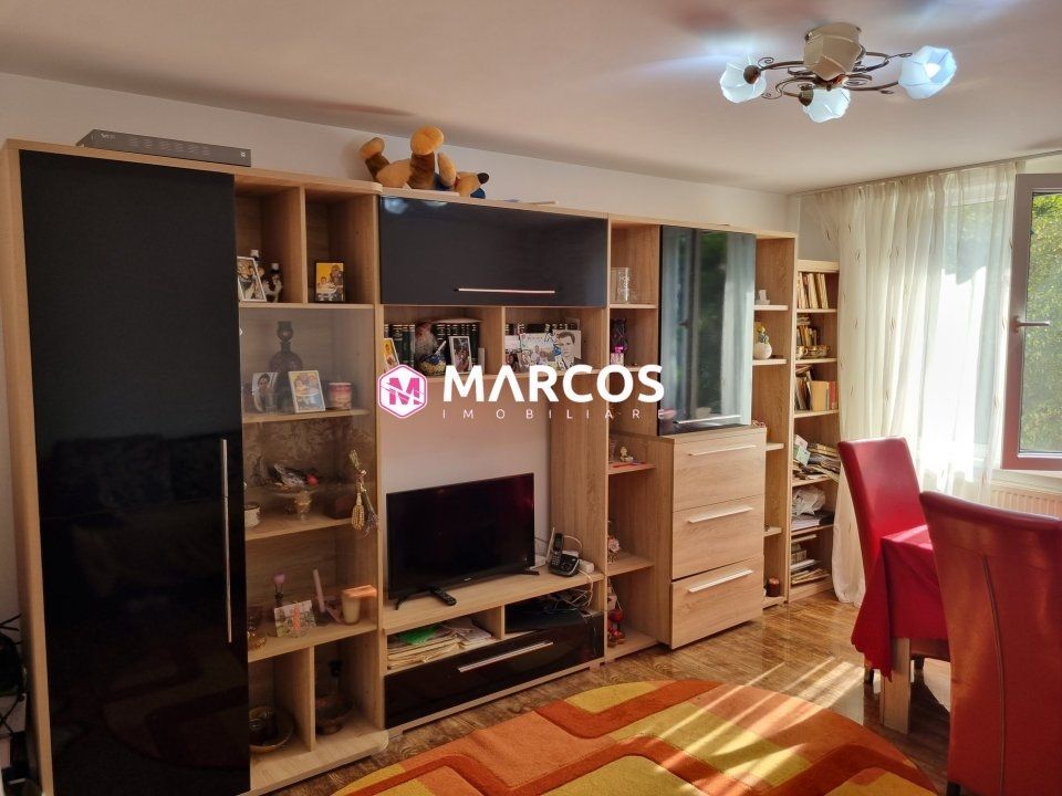 Apartament 2 camere decomandat, et.2, Central, ID 937 - Poză 1