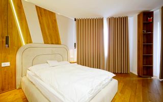 👉 Vilă spectaculoasă pe lac – Ghermănești | 573 mp | Terasă, ponton, - Poză 24