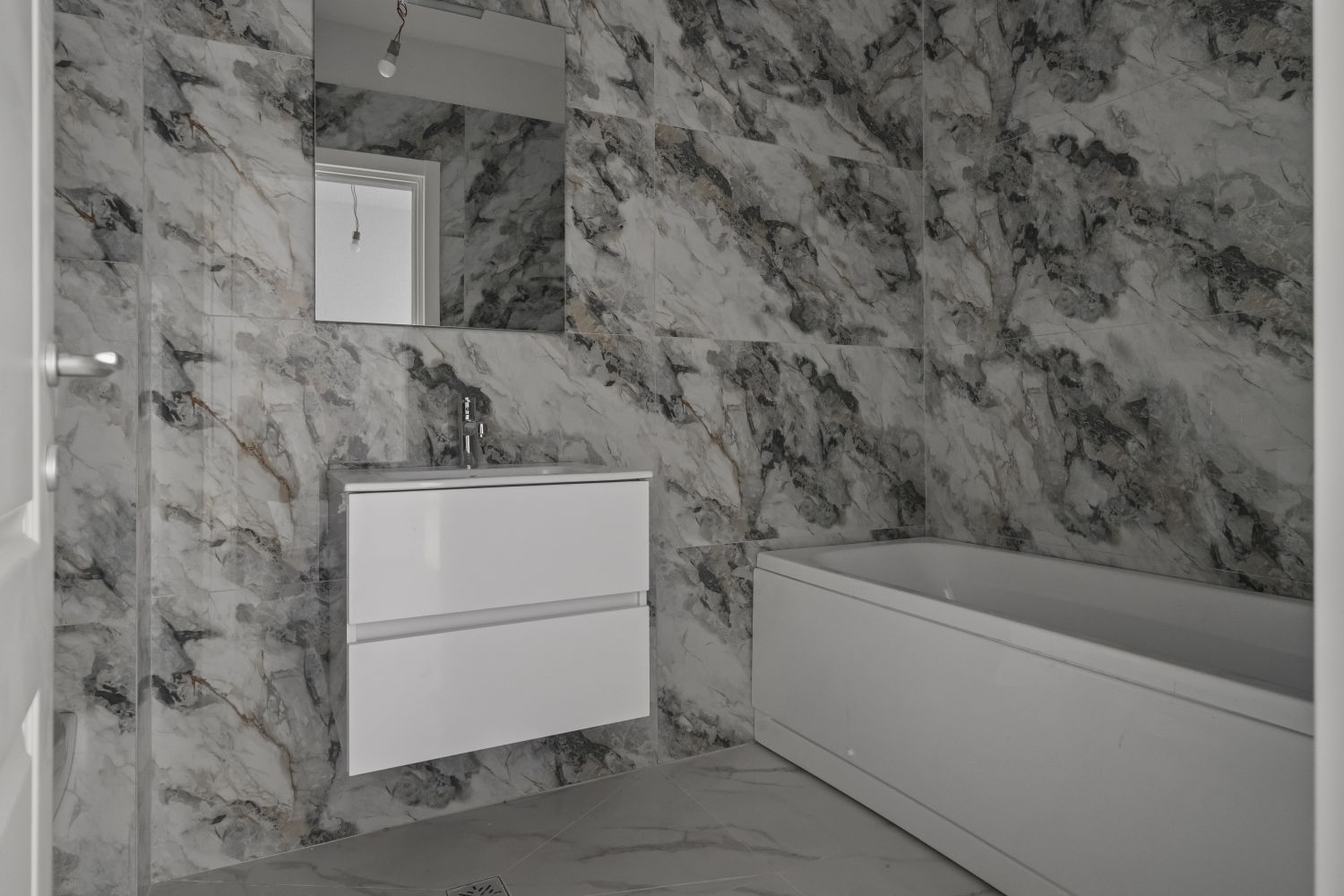 Metrou Preciziei -2 camere, finisat complet, SE ACCEPTA CREDIT, Comision 0% - Poză 6