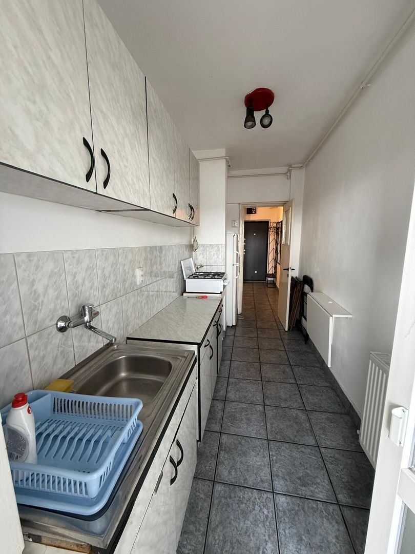 De inchiriat! Apartament spatios pe Nicolae Titulescu - Poză 6