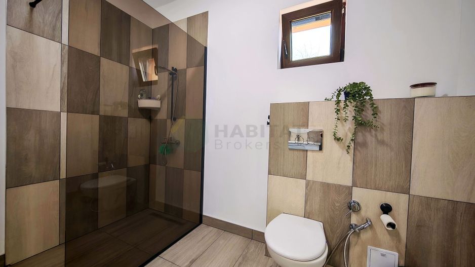 Vilă Individuală cu o curte generoasa zona Aparatorii Patriei - Poză 29