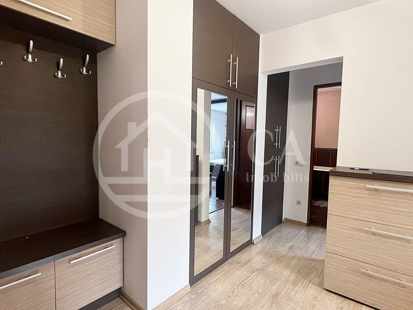 Apartament cu 2 camere de inchiriat in zona Rogerius, Oradea - Poză 12