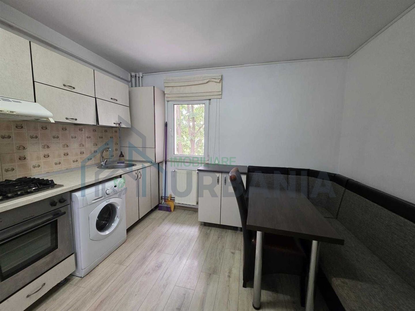 Apartament 2 camere, 60 mp, CUG, Plan 2, Etaj 2, model unic, 2 balcoane, geam baie - Poză 2