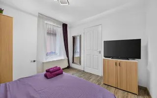 Garsonieră în Centrul Istoric Brașov Schei - Poză 12