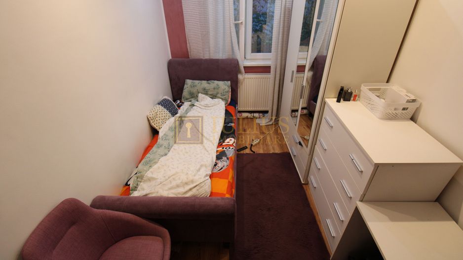 Zona Lipovei, 3 camere, centrala proprie. - Poză 12