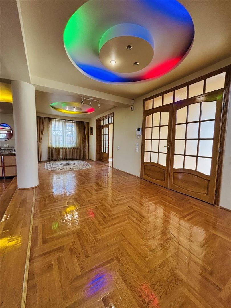 VILA CU 14 CAMERE SI 3405 MP TEREN IN SANMARTIN - Poză 12